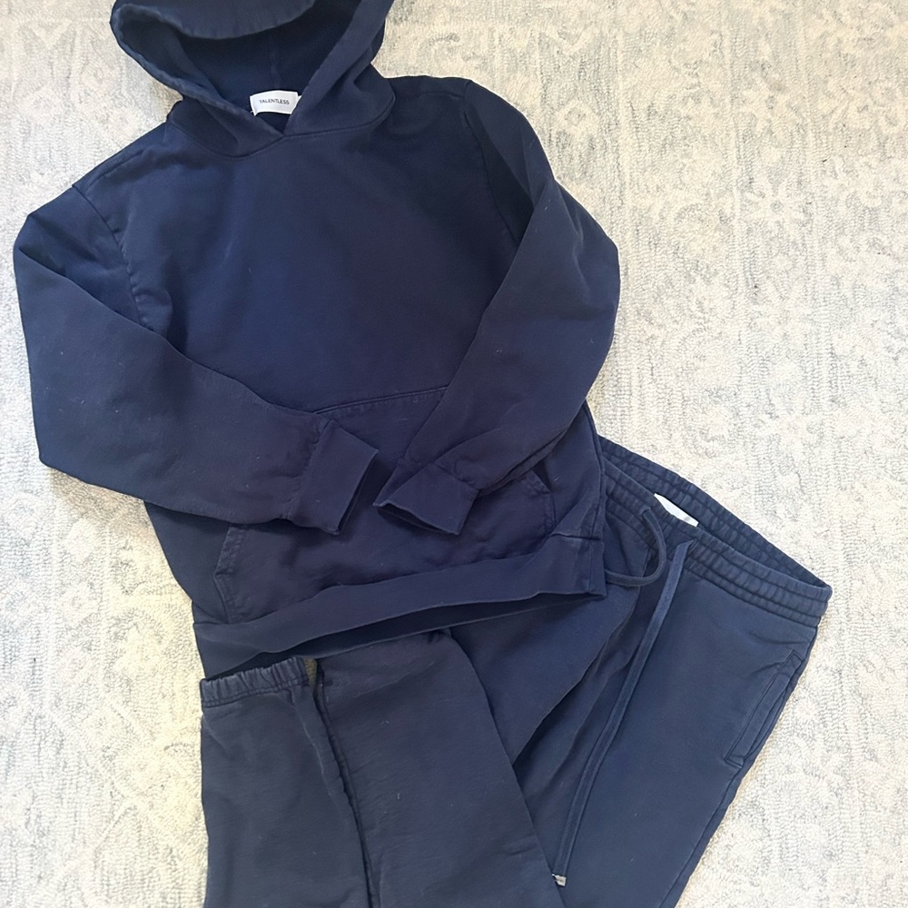 Talentless Sweat Set
